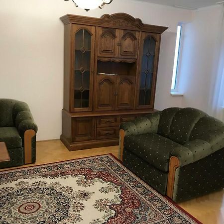 Gabor Pal 1 Apartman 2 Szoba Dunafoldvar ภายนอก รูปภาพ
