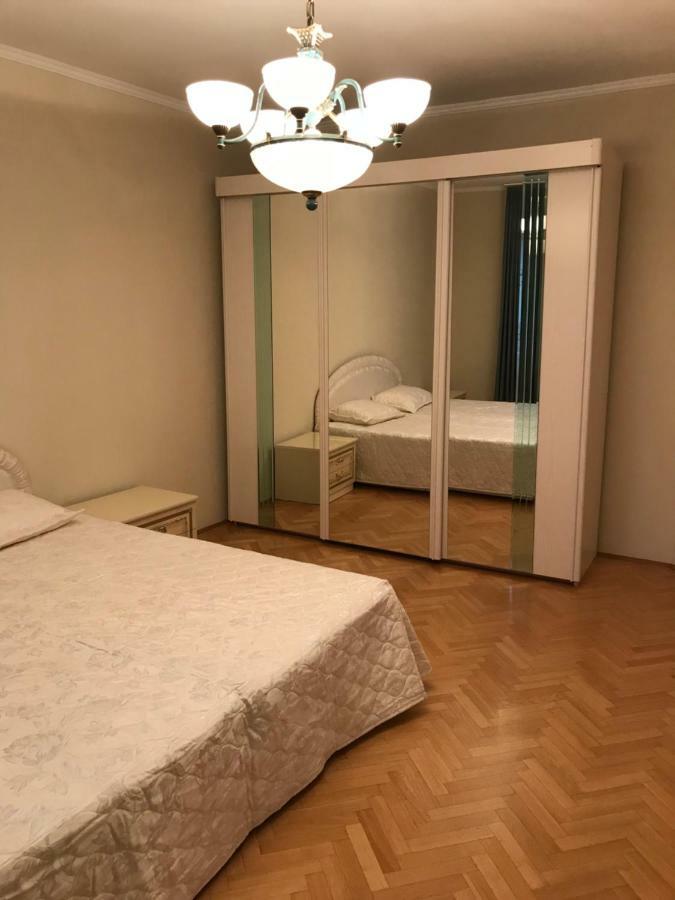Gabor Pal 1 Apartman 2 Szoba Dunafoldvar ภายนอก รูปภาพ