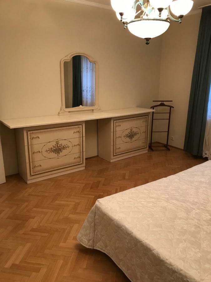 Gabor Pal 1 Apartman 2 Szoba Dunafoldvar ภายนอก รูปภาพ