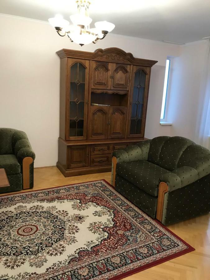 Gabor Pal 1 Apartman 2 Szoba Dunafoldvar ภายนอก รูปภาพ