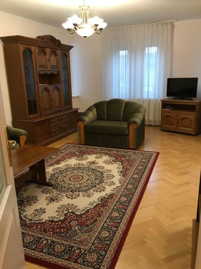 Gabor Pal 1 Apartman 2 Szoba Dunafoldvar ภายนอก รูปภาพ